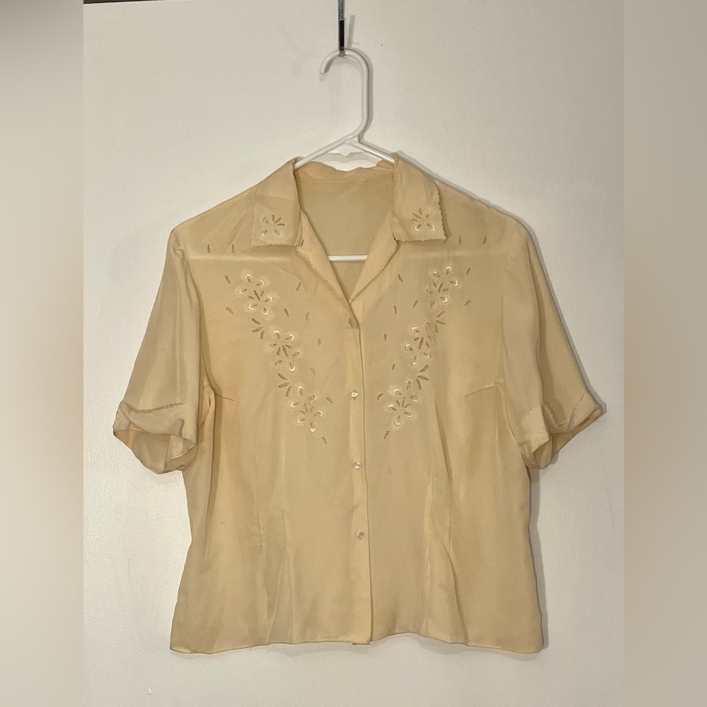 40’s Vintage Embroidered Silk Top